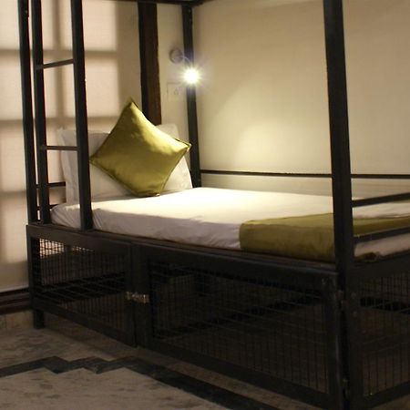 Хостел Bedhubs Харидвар Экстерьер фото
